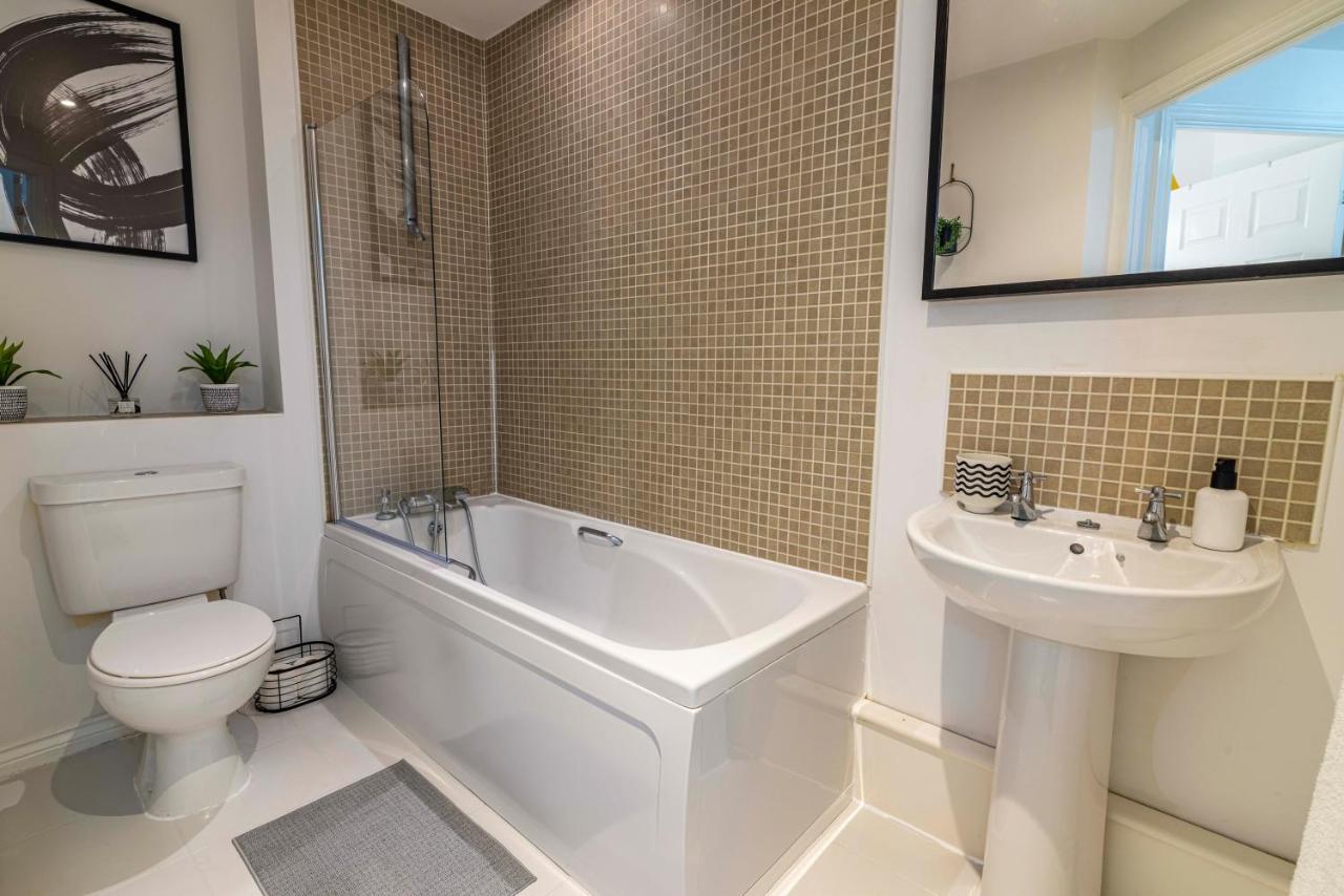 Fantastic Apartment, Short Distance From City Centre, Free Parking Nottingham Buitenkant foto